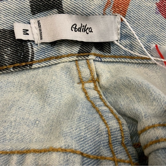 ADIKA Gray Graffiti High Waist Wide Leg Swag Doodle Jeans. Size Medium. (NWT). - Picture 6 of 6